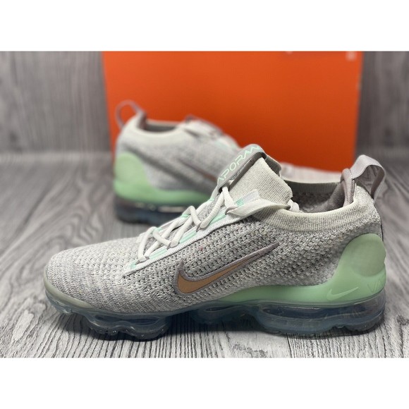 Nike Air Vapormax Flyknit 2021 GS Platinum Mint DB1550 008 - SIZE 6.5 Men / WMNS